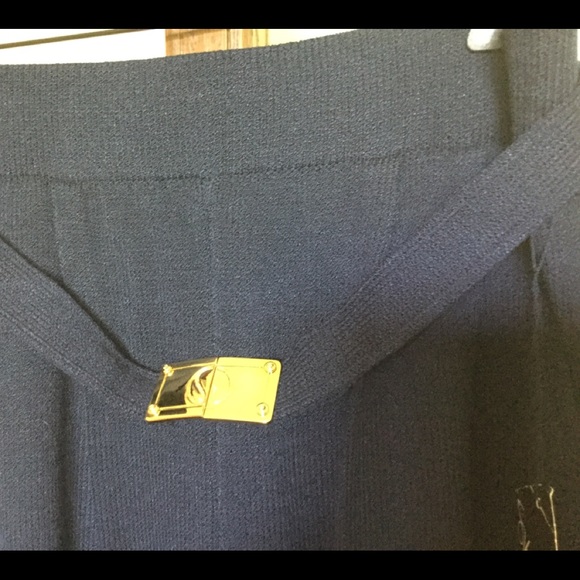 ST JOHN 12 Navy Knit Pants with buckle belt - Picture 4 of 7